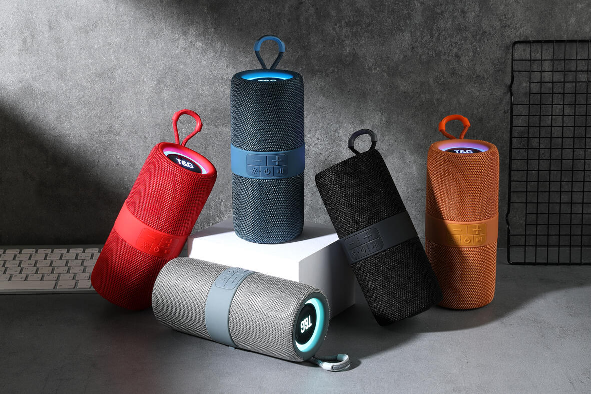 Altavoz Bluetooth con Luz RGB – Sonido Potente en Cualquier Lugar